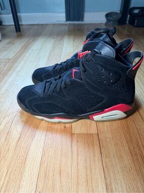 Jordan 6 Men’s Sneaker
